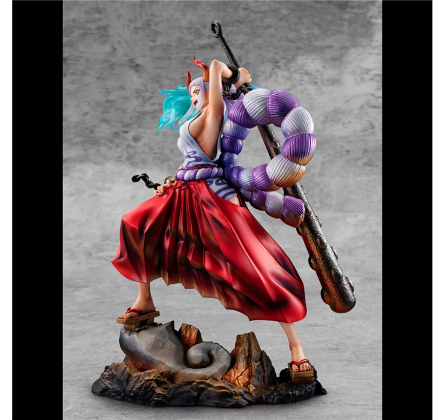 Figura oficial de Yamato de One piece4