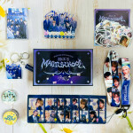 Caja sorpresa de StrayKids 4.º FANMEETING 2024 - Magic School Caja sorpresa de StrayKids 4.º FANMEETING 2024 - Magic School