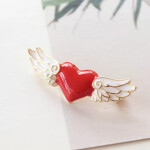 Broche de corazón alado de Sakura Card Captor Broche de corazón alado de Sakura Card Captor