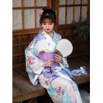 Yukata azul y blanco con estampado floral ropa tradicional japonesa frikimall 1 Yukata azul y blanco con estampado floral ropa tradicional japonesa frikimall 1