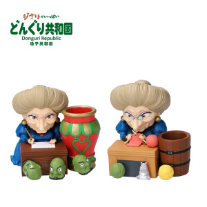 Figura de Yubaba y Zeniba portalápices - El Viaje de Chihiro