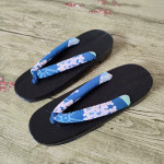 Sandalias japonesas geta azul tradicionales zuecos madera kimono y yukata Frikimall