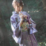 Yukata japonés morado Aokimoto – yukata tradicional con sakura