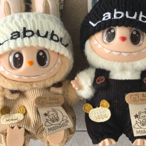 Ropa Labubu kawaii con gorro y peto – Outfit para labubus 15 cm